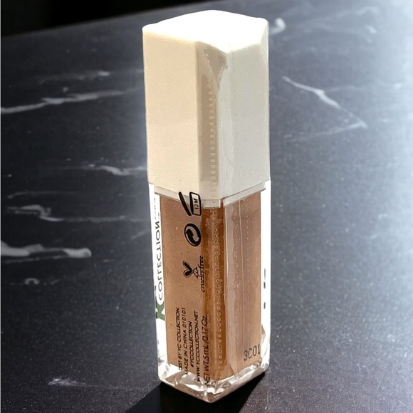 NWT YC COLLECTION Authentic Glazed Liquid Highlighter - Cocoflakes - Picture 2 of 2